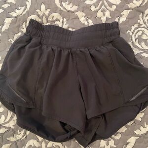 Size 0 black Lululemon Hotty Hot shorts
